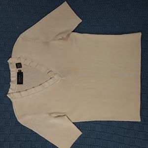 Dana Buchman 100% Silk Short Sleeve Ruffle V-Neck Pullover Sweater Medium Beige